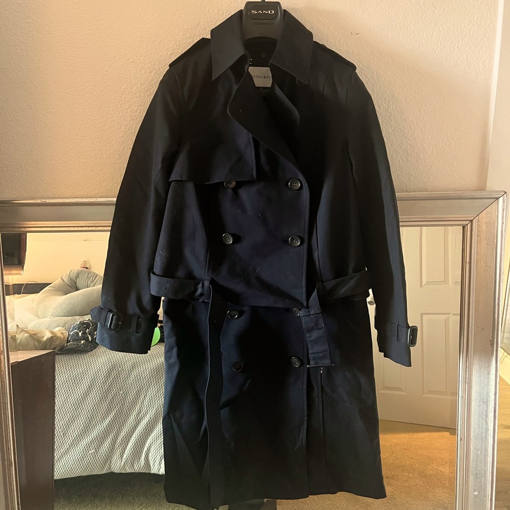 Le Ciel Bleu Detachable Trench Coat in Classic Black